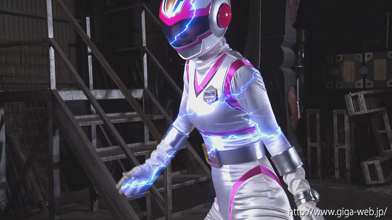 電影戦隊チャージマン 孤立！
罠にはまったチャージマーメイド