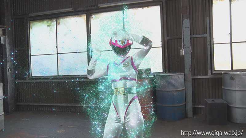電影戦隊チャージマン 孤立！
罠にはまったチャージマーメイド