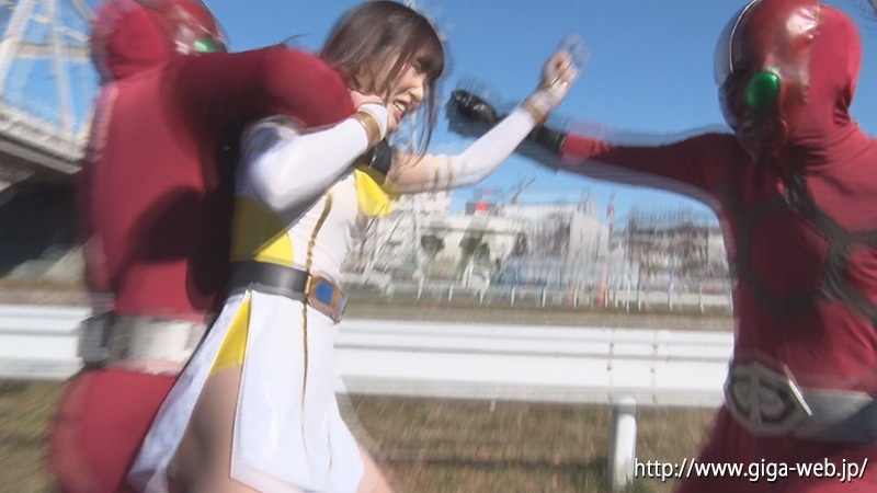 非変身ヒロイン 超光戦隊シャイニングフォース マンハンティング編