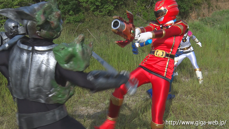 騎神戦隊レジェンミラー 死闘！
悪夢と絶望の悲壮なる最終決戦！！