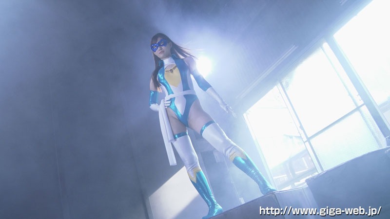 レイストーム 美谷朱里
