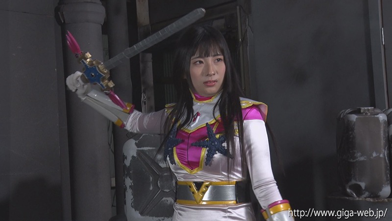 巨乳お嬢様戦士が怪人におっぱいを集中攻撃されて敗北して捕まって、戦闘員におっぱいを揉みしだかれながらやられてしまう物語