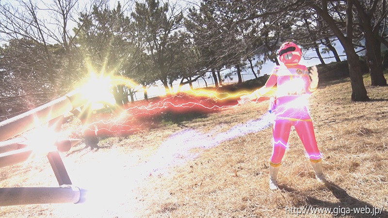 ターゲットはマッハピンク part2 ～白くされたマッハピンク～
