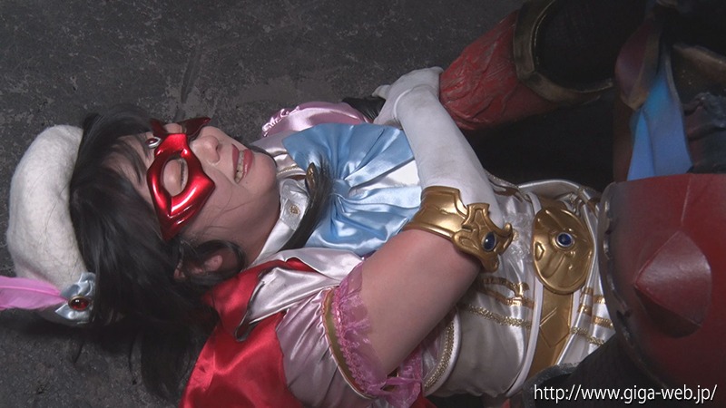 ヒロインハンター開発計画 美少女仮面オーロラ 聖なる戦士から生まれた悪魔、恐怖のオーロラハンター誕生！
