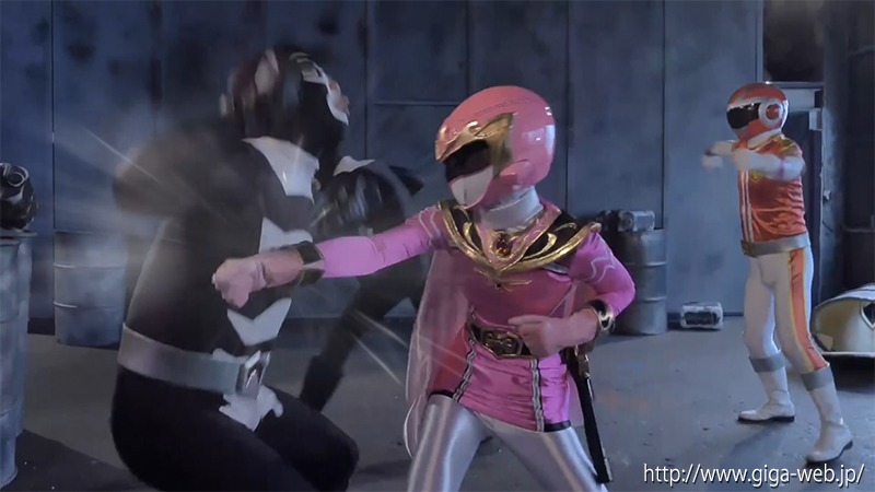 ピンク命乞い わからせ
