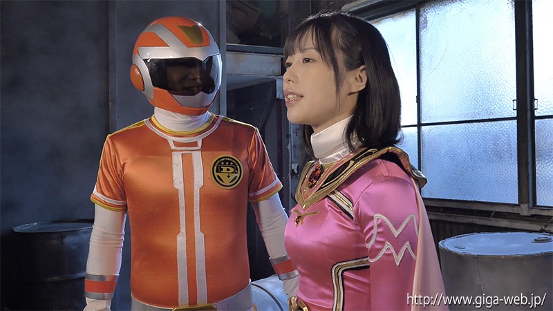 ピンク命乞い わからせ
