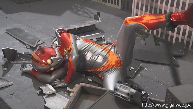 巨大ヒロイン（R） アディア 佐藤ののか
