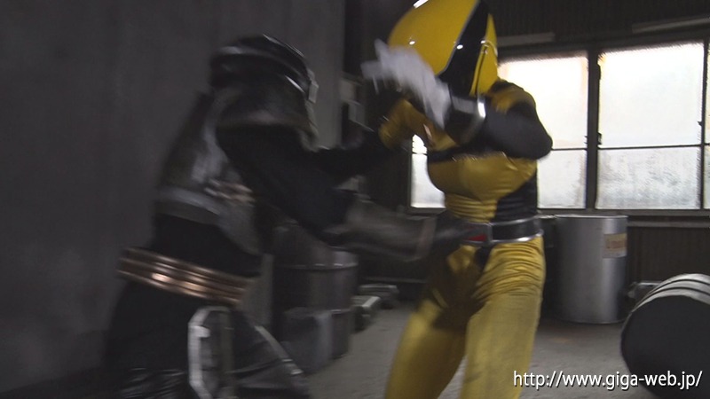 狙われたスーパーヒロイン ～シェリフイエロー、果たせなかった敵討ち～
